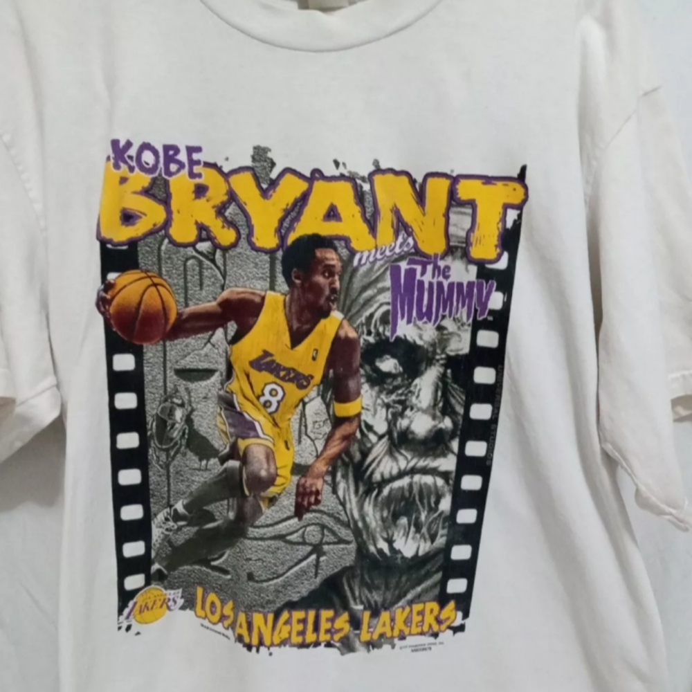 Men's vintage rare large Lee sports image wear universal studios shirt